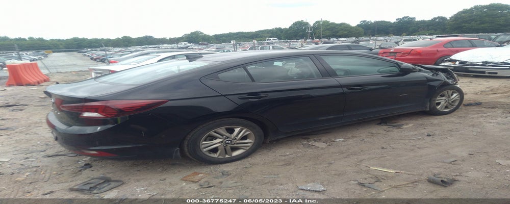 KMHD84LF5LU956102 2020 HYUNDAI ELANTRA photo no. 4