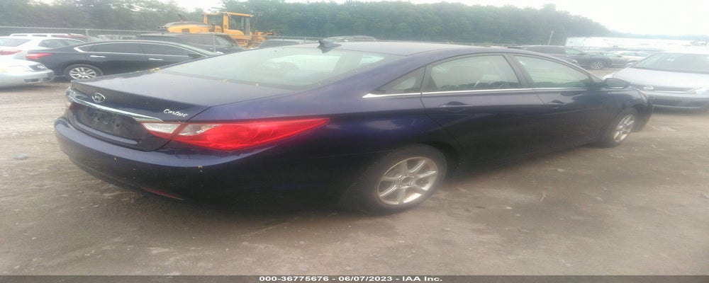 5NPEB4AC9BH155247 2011 HYUNDAI SONATA photo no. 4