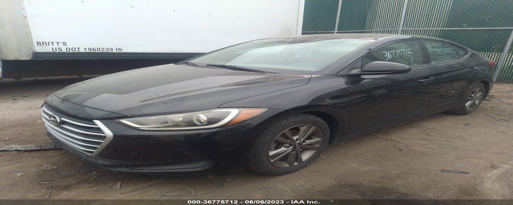5NPD84LF4JH263260 2018 HYUNDAI ELANTRA photo no. 2