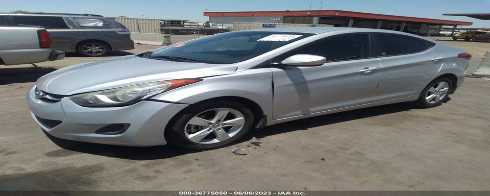 KMHDH4AE8DU858385 2013 HYUNDAI ELANTRA photo no. 2
