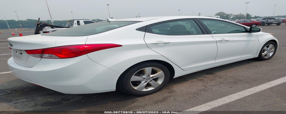 5NPDH4AE2DH454755 2013 HYUNDAI ELANTRA photo no. 4