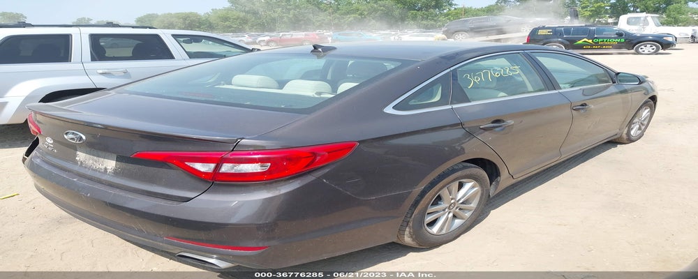 5NPE24AF3FH184601 2015 HYUNDAI SONATA photo no. 4