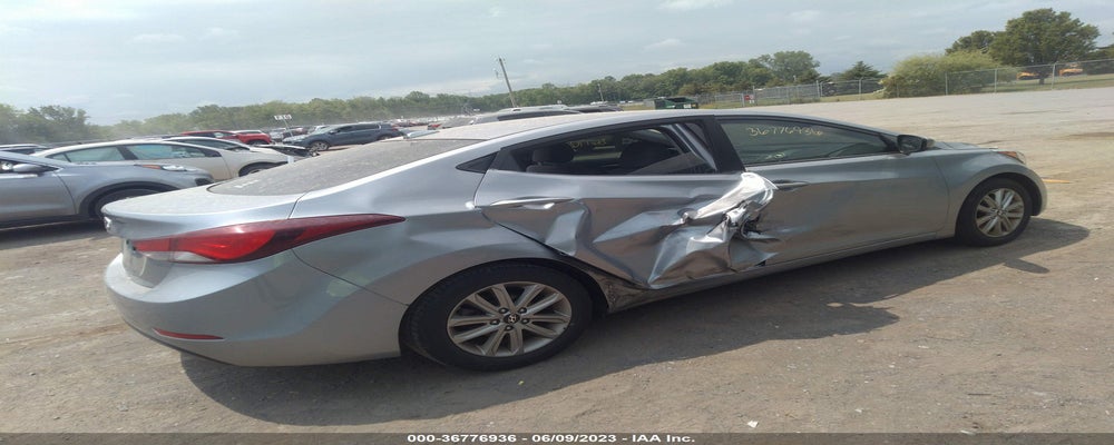 5NPDH4AE1GH768708 2016 HYUNDAI ELANTRA photo no. 4