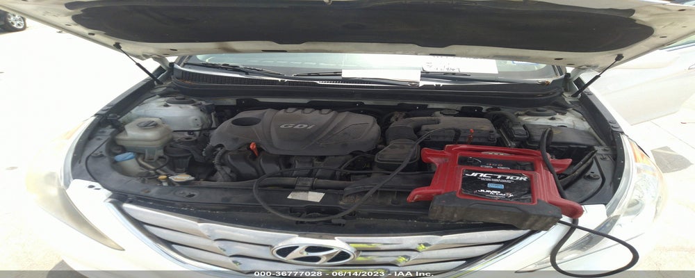 5NPEC4AC1BH067225 2011 HYUNDAI SONATA photo no. 10