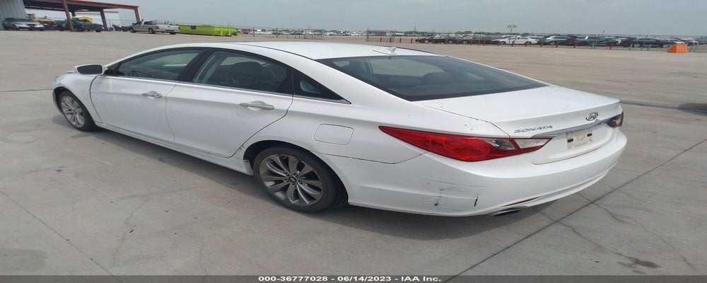 5NPEC4AC1BH067225 2011 HYUNDAI SONATA photo no. 6