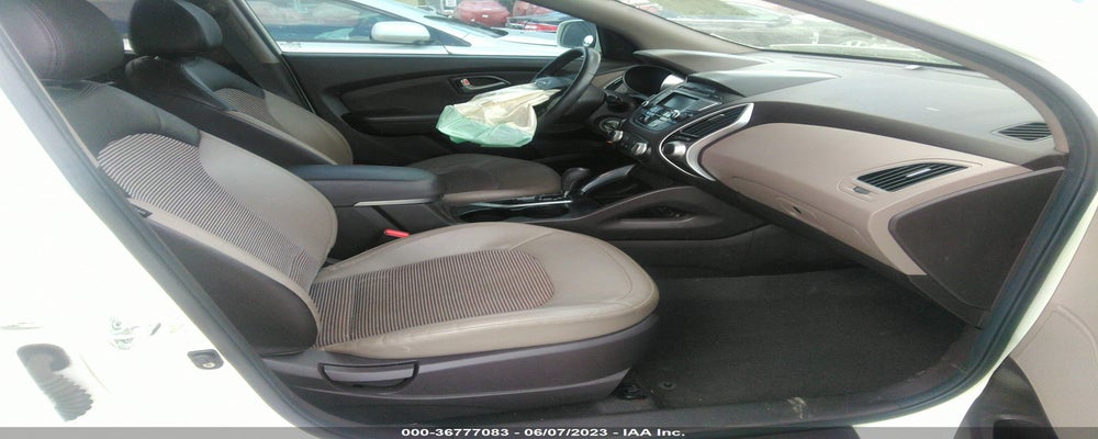 KM8JU3AC4CU340585 2012 HYUNDAI TUCSON photo no. 5