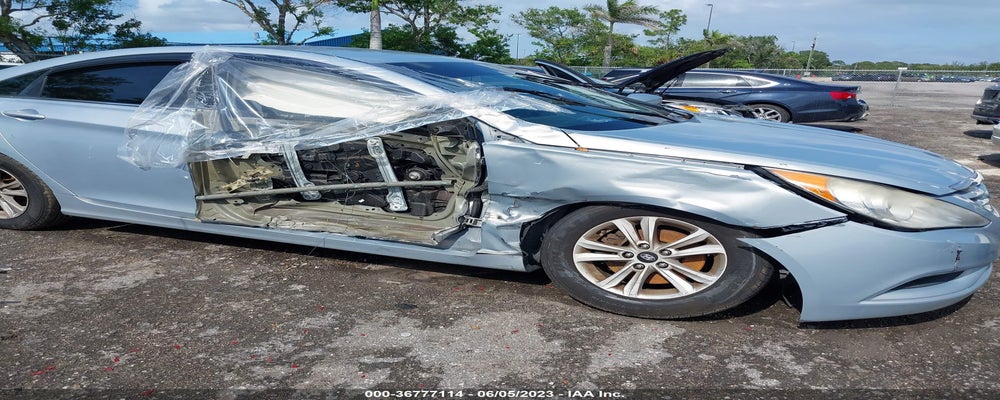 5NPEB4AC1BH114370 2011 HYUNDAI SONATA photo no. 6