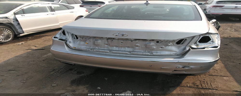KMHGC4DD5CU168185 2012 HYUNDAI GENESIS photo no. 6