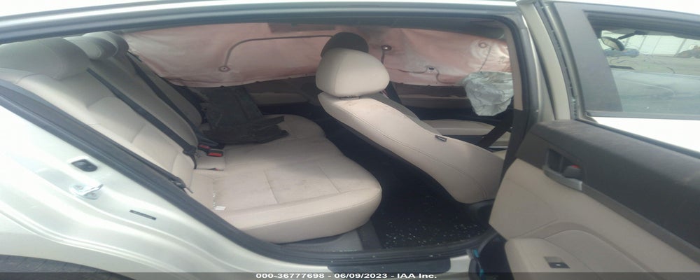 5NPD84LF3HH121394 2017 HYUNDAI ELANTRA photo no. 8