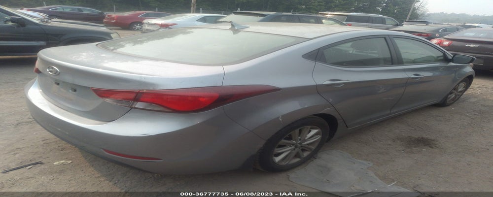5NPDH4AE8FH606413 2015 HYUNDAI ELANTRA photo no. 4