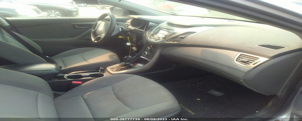 5NPDH4AE8FH606413 2015 HYUNDAI ELANTRA photo no. 5