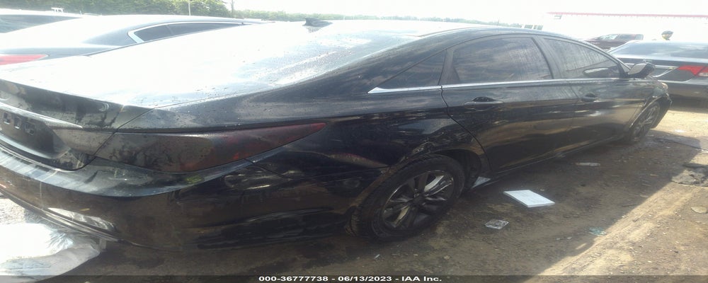 5NPEB4AC8DH616229 2013 HYUNDAI SONATA photo no. 4