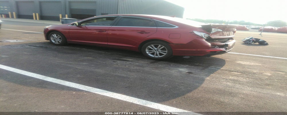5NPE24AF4FH232039 2015 HYUNDAI SONATA photo no. 3