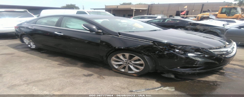 5NPEC4AB2BH212070 2011 HYUNDAI SONATA photo no. 24