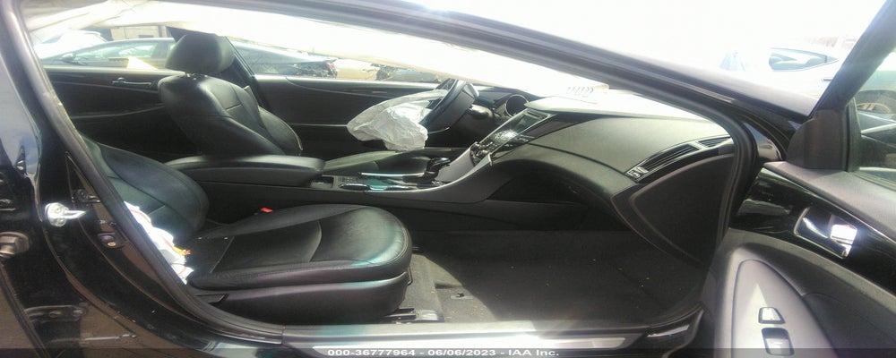 5NPEC4AB2BH212070 2011 HYUNDAI SONATA photo no. 5