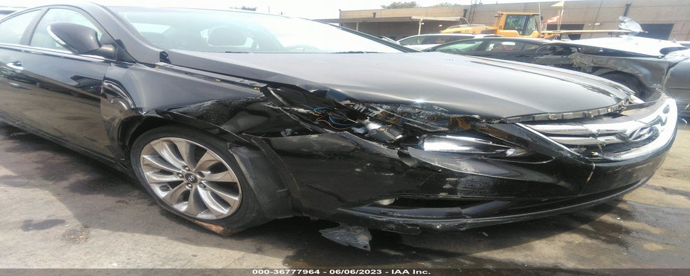 5NPEC4AB2BH212070 2011 HYUNDAI SONATA photo no. 6