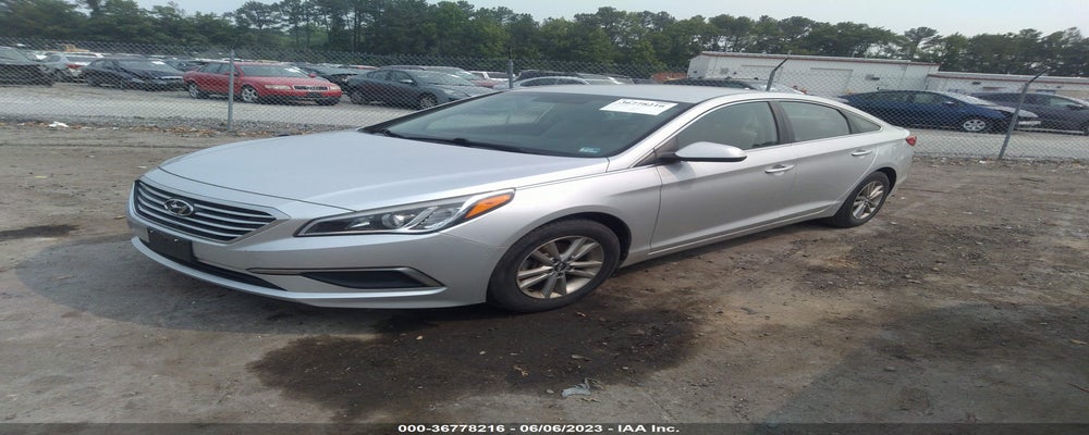 5NPE24AF9GH338407 2016 HYUNDAI SONATA photo no. 2