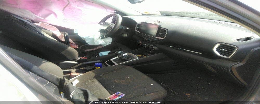 KMHRB8A37LU015662 2020 HYUNDAI VENUE photo no. 5