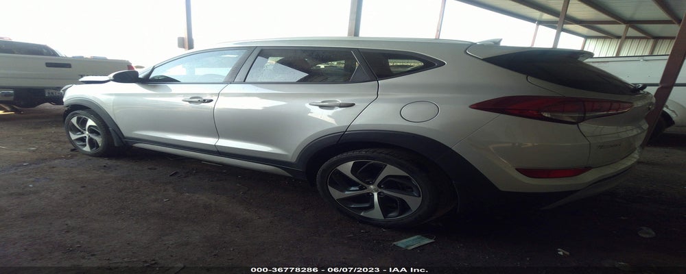 KM8J3CAL8JU774248 2018 HYUNDAI TUCSON photo no. 3