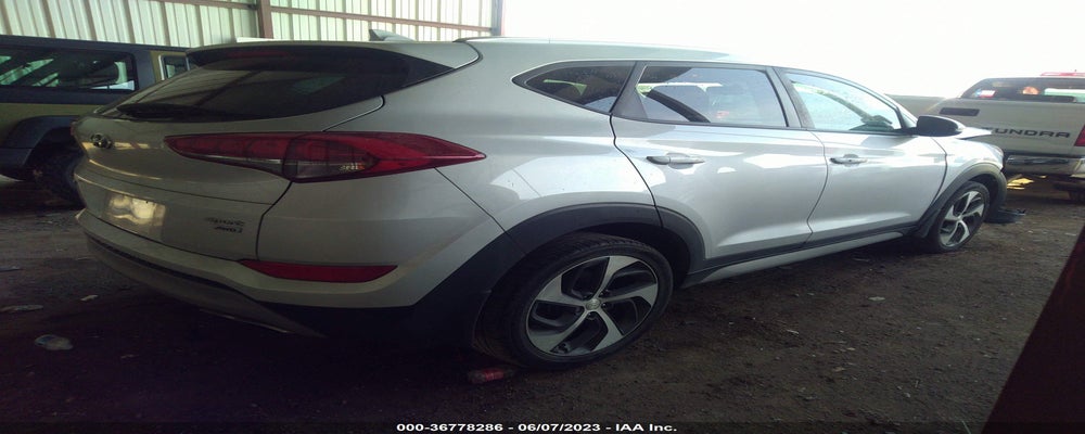 KM8J3CAL8JU774248 2018 HYUNDAI TUCSON photo no. 4