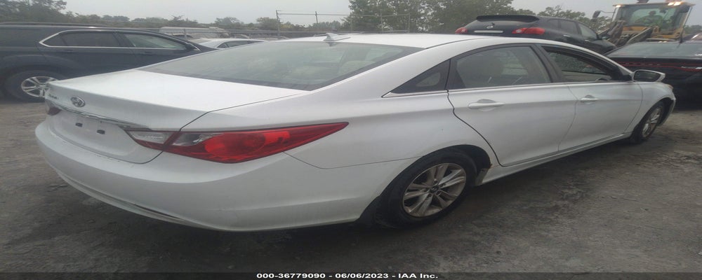5NPEB4AC6CH408106 2012 HYUNDAI SONATA photo no. 4