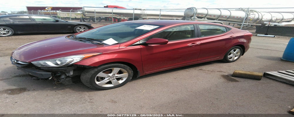 5NPDH4AE4DH328588 2013 HYUNDAI ELANTRA photo no. 2