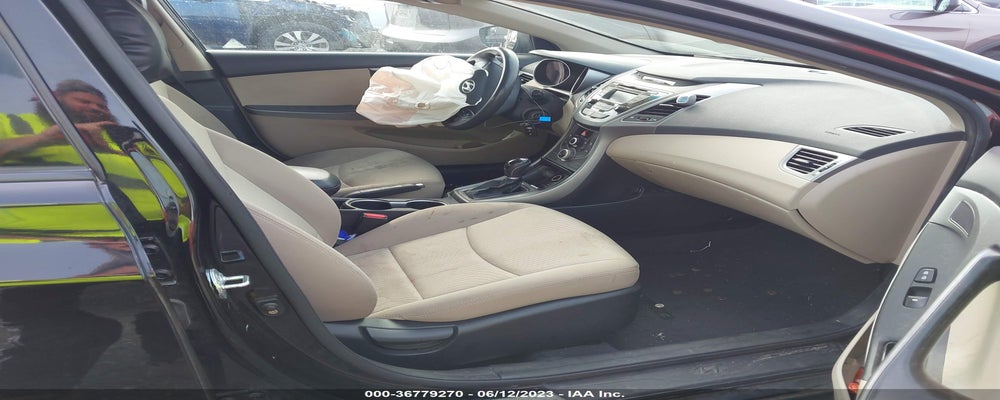 KMHDH4AE8FU352784 2015 HYUNDAI ELANTRA photo no. 5