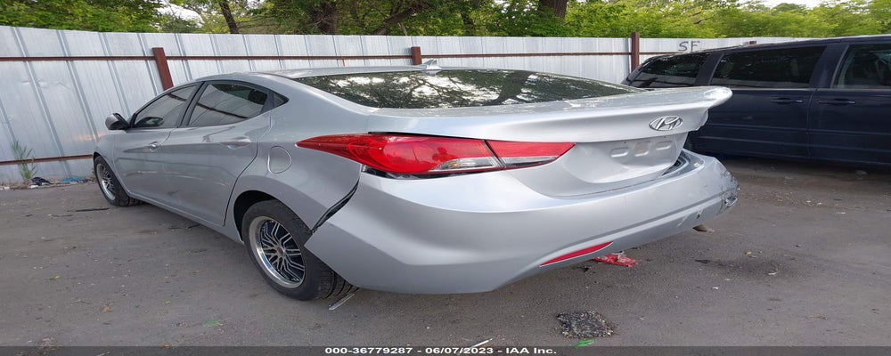 5NPDH4AE5BH032413 2011 HYUNDAI ELANTRA photo no. 3