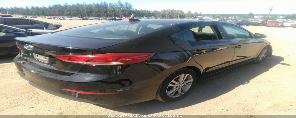 KMHD84LF0JU475350 2018 HYUNDAI ELANTRA photo no. 4