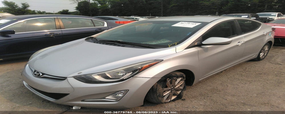 5NPDH4AE2FH594078 2015 HYUNDAI ELANTRA photo no. 2