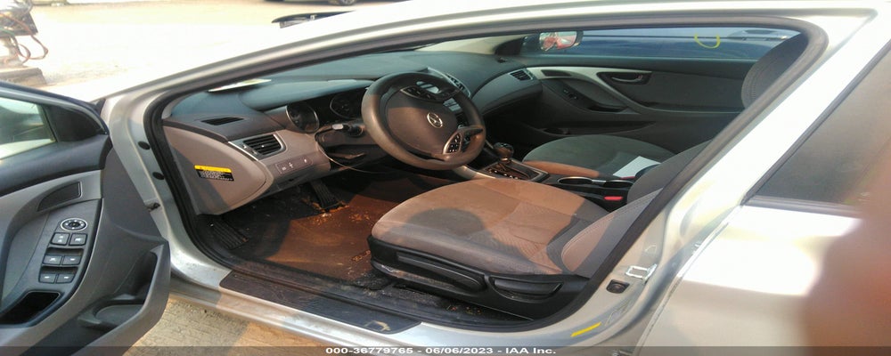 5NPDH4AE2FH594078 2015 HYUNDAI ELANTRA photo no. 5