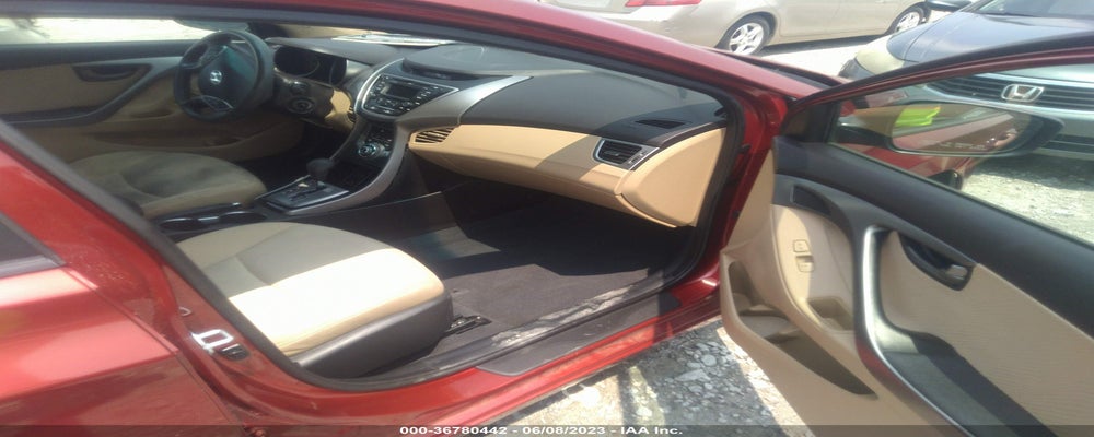 5NPDH4AE0DH256109 2013 HYUNDAI ELANTRA photo no. 5