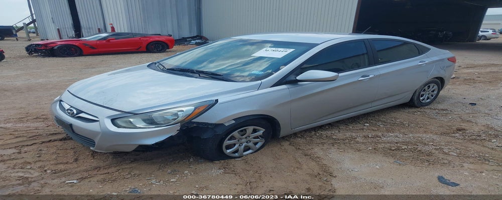 KMHCT4AEXDU549995 2013 HYUNDAI ACCENT photo no. 2