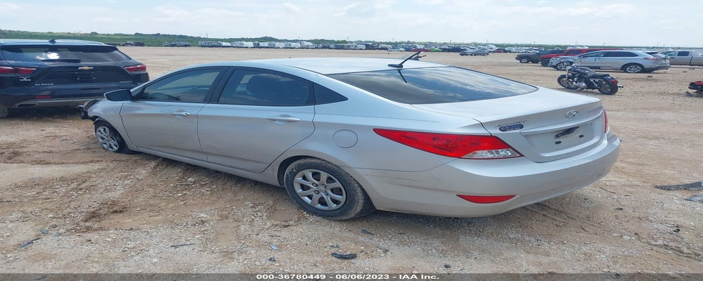 KMHCT4AEXDU549995 2013 HYUNDAI ACCENT photo no. 3