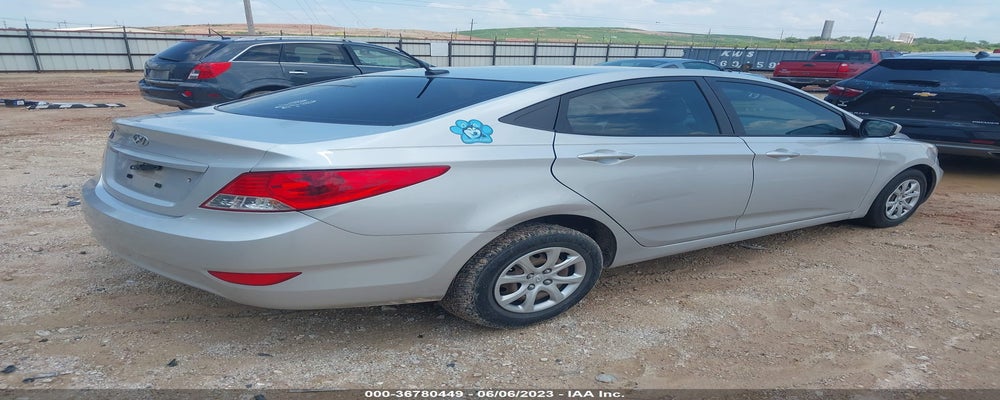 KMHCT4AEXDU549995 2013 HYUNDAI ACCENT photo no. 4