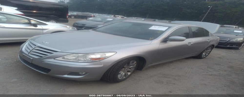 KMHGC4DE7BU114023 2011 HYUNDAI GENESIS photo no. 2