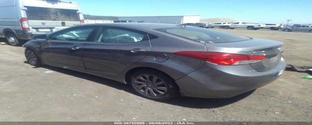 5NPDH4AE9DH175805 2013 HYUNDAI ELANTRA photo no. 3