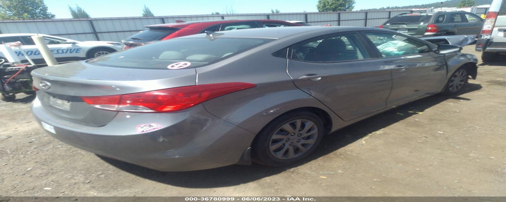 5NPDH4AE9DH175805 2013 HYUNDAI ELANTRA photo no. 4