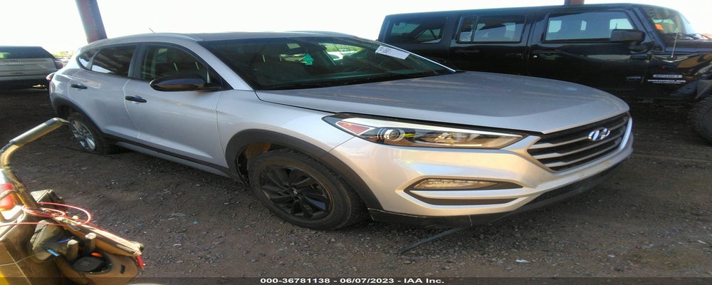 KM8J3CA40HU322541 2017 HYUNDAI TUCSON photo no. 10