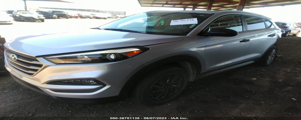 KM8J3CA40HU322541 2017 HYUNDAI TUCSON photo no. 2