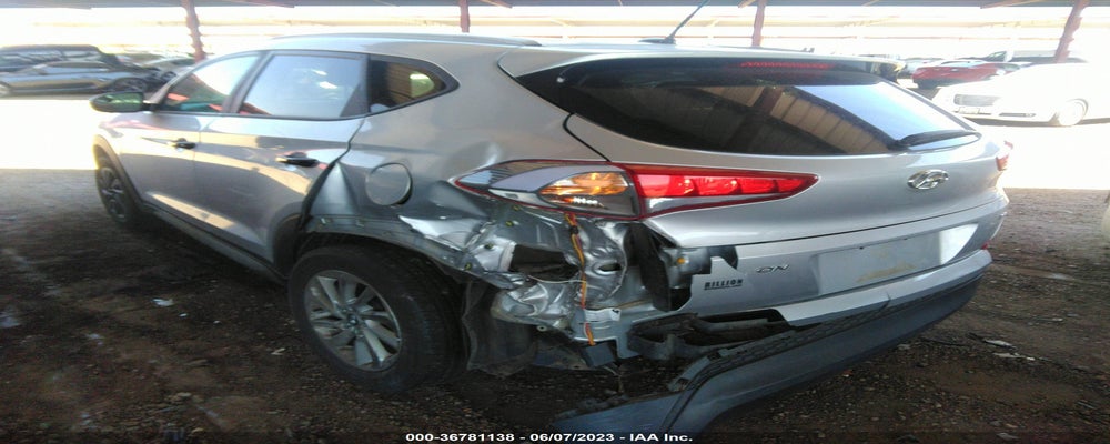 KM8J3CA40HU322541 2017 HYUNDAI TUCSON photo no. 3
