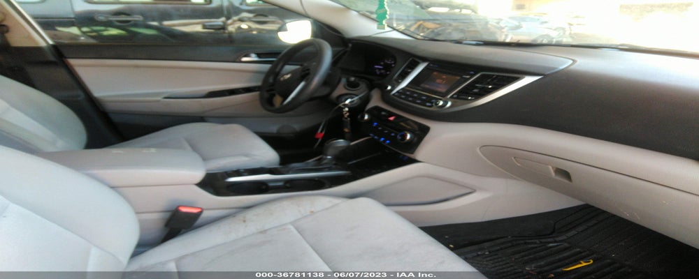KM8J3CA40HU322541 2017 HYUNDAI TUCSON photo no. 5