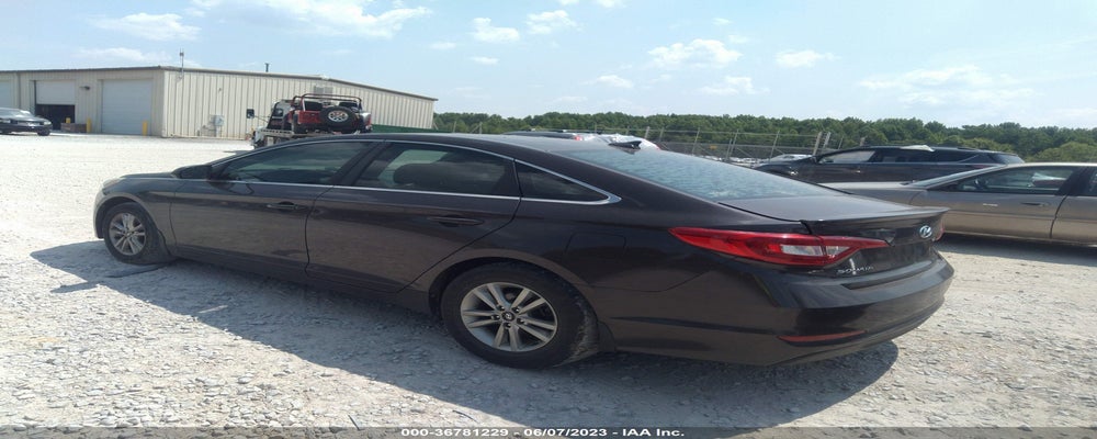 5NPE24AF4FH090310 2015 HYUNDAI SONATA photo no. 3