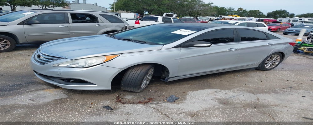 5NPEC4AB5CH340160 2012 HYUNDAI SONATA photo no. 2