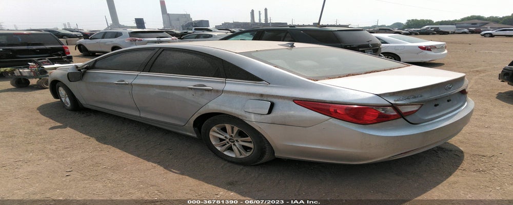 5NPEB4ACXCH406326 2012 HYUNDAI SONATA photo no. 3