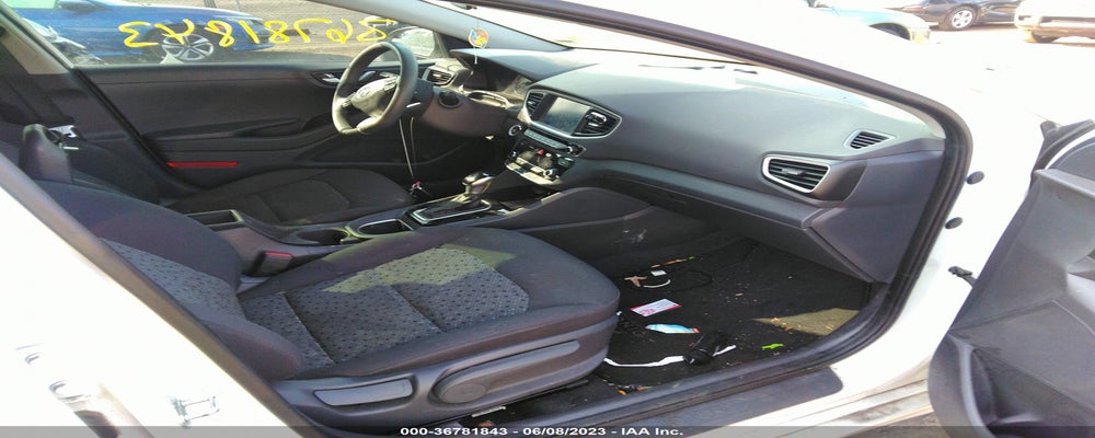 KMHC65LC6HU030988 2017 HYUNDAI IONIQ HYBRID photo no. 5