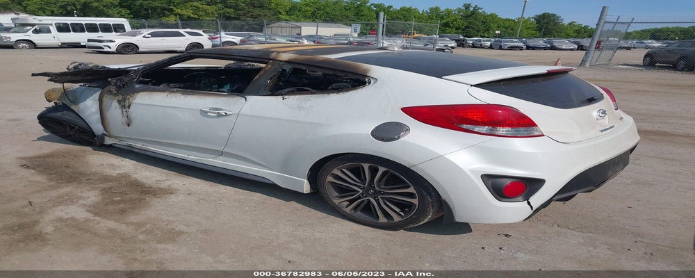 KMHTC6AE5GU272768 2016 HYUNDAI VELOSTER photo no. 3