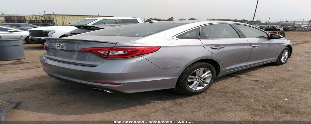 5NPE24AF4HH564548 2017 HYUNDAI SONATA photo no. 4