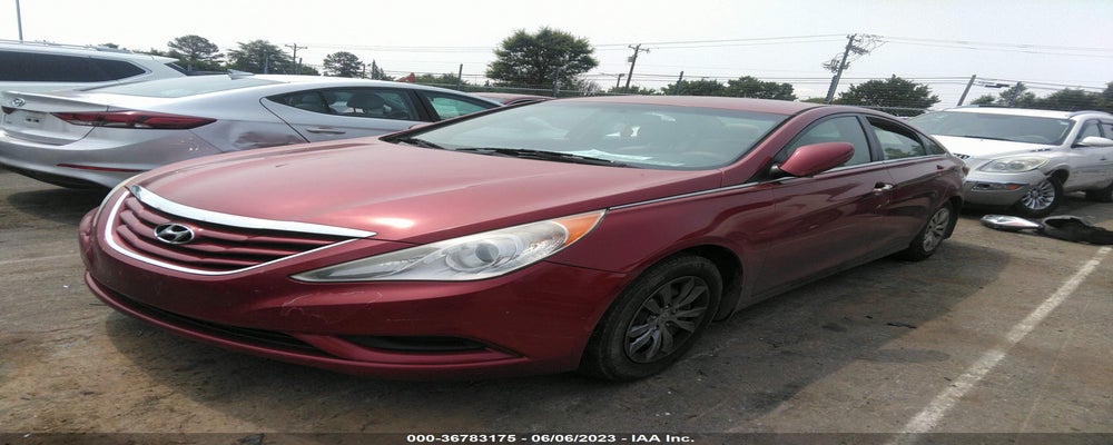 5NPEB4AC8DH508113 2013 HYUNDAI SONATA photo no. 2