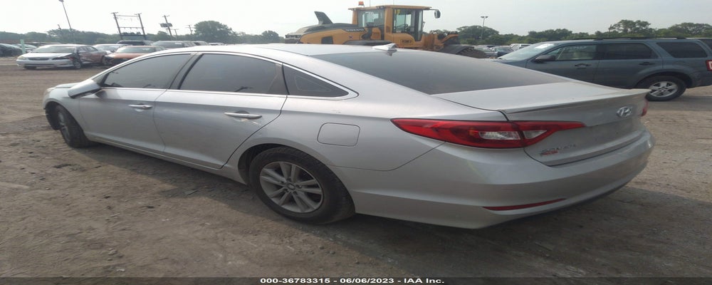5NPE24AF6FH179151 2015 HYUNDAI SONATA photo no. 3
